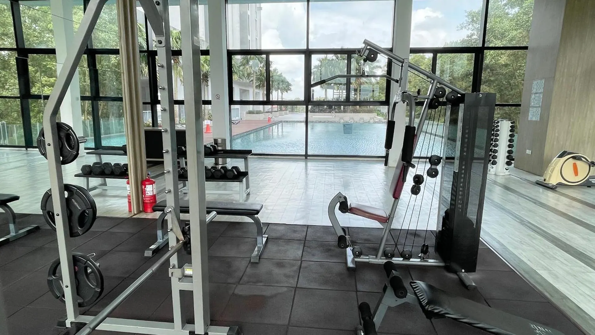 1Min To Bukitindah Aeon Skyloft 3Br Muji Poolview Apartment Johor Bahru